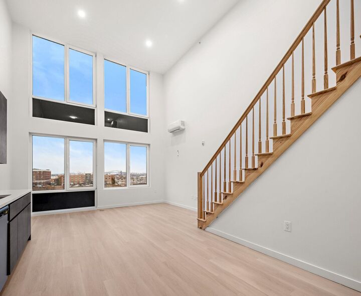 Property Photo:  1 Mallory Ave 502  NJ 07305 