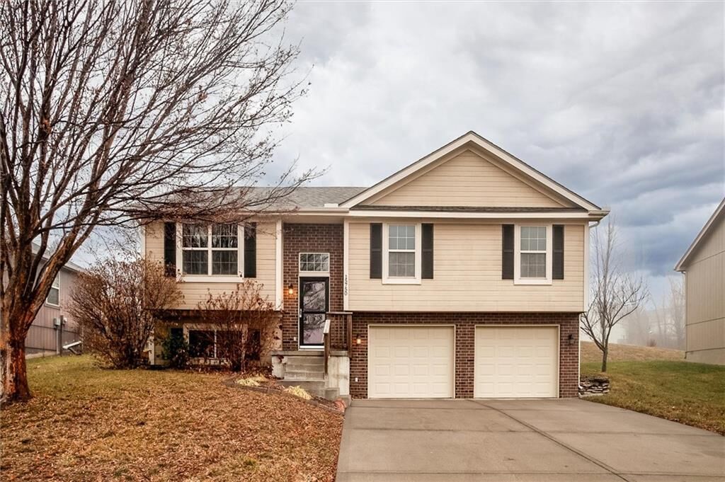 Property Photo: 15750 NW 125th Street MO 64079