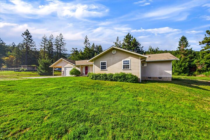 Property Photo:  255 Sorenson Road  CA 95569 