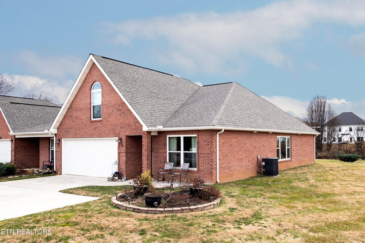 Property Photo:  2559 Keeneland Drive  TN 37803 