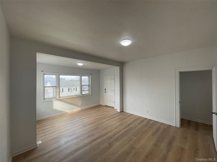 Property Photo:  46 Gordon Street 1  NY 10701 