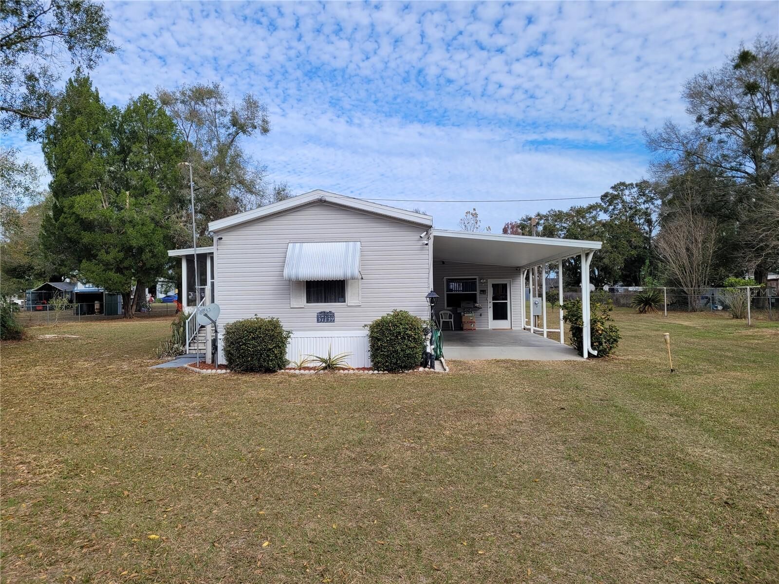 Property Photo:  37139 Pepper Drive  FL 33541 