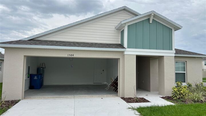Property Photo:  1584 Ellesmere Avenue  FL 33844 