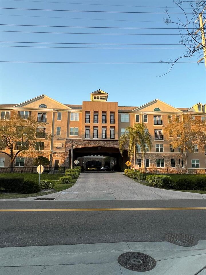 Property Photo: 4221 W Spruce Street 2222 FL 33607