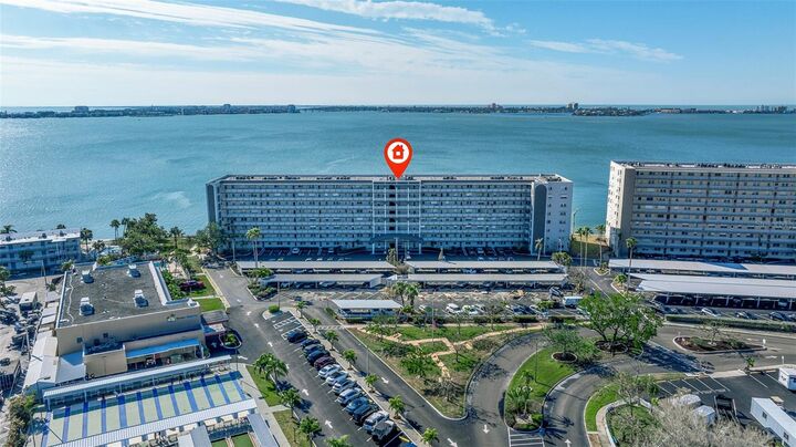 Property Photo:  5900 Shore Boulevard S 512  FL 33707 