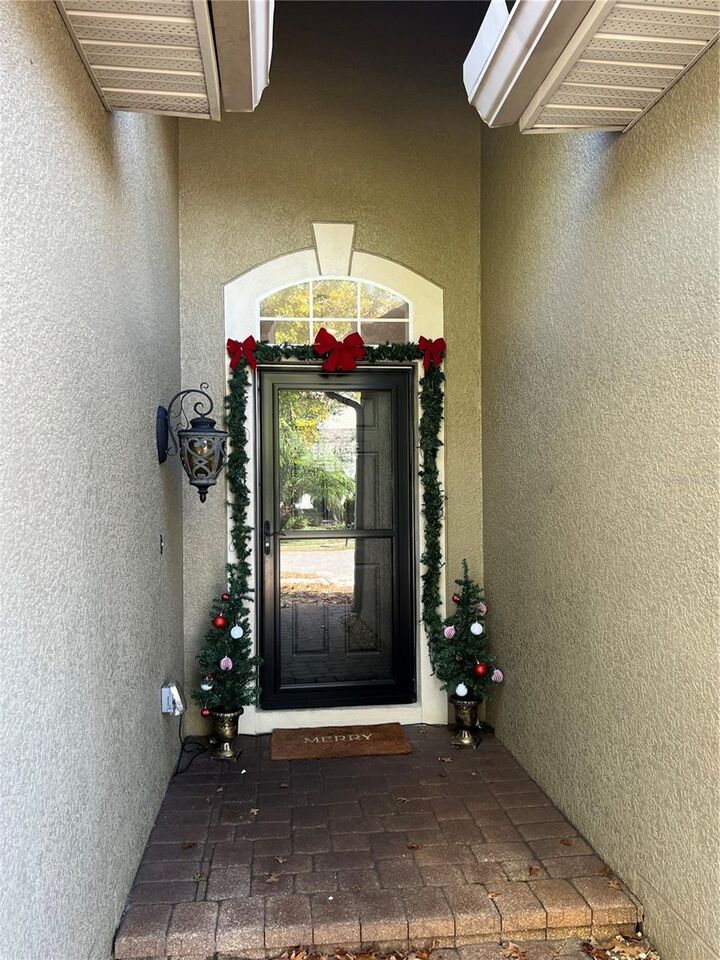 Property Photo: 221 Asterbrooke Drive FL 32724