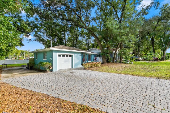 Property Photo:  3201 Martin Street  FL 32806 
