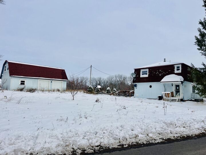 Property Photo: 18600 Manitou Road MI 49220