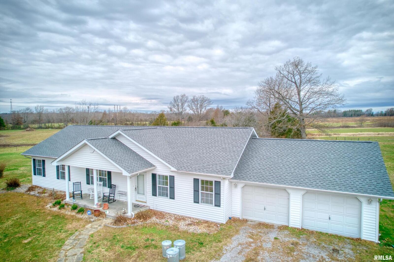 Property Photo:  1807 S Route 37  IL 62959 