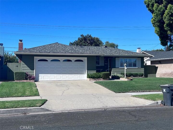 Property Photo:  1541 S Thornburg  CA 93458 