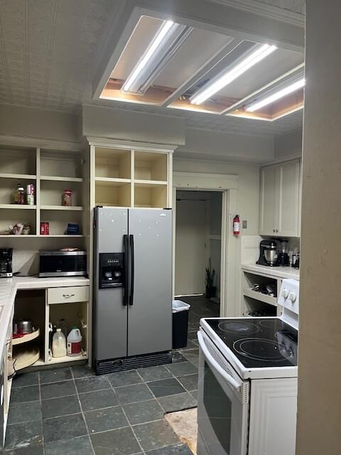 Property Photo:  714 W Park Street  CA 95203 