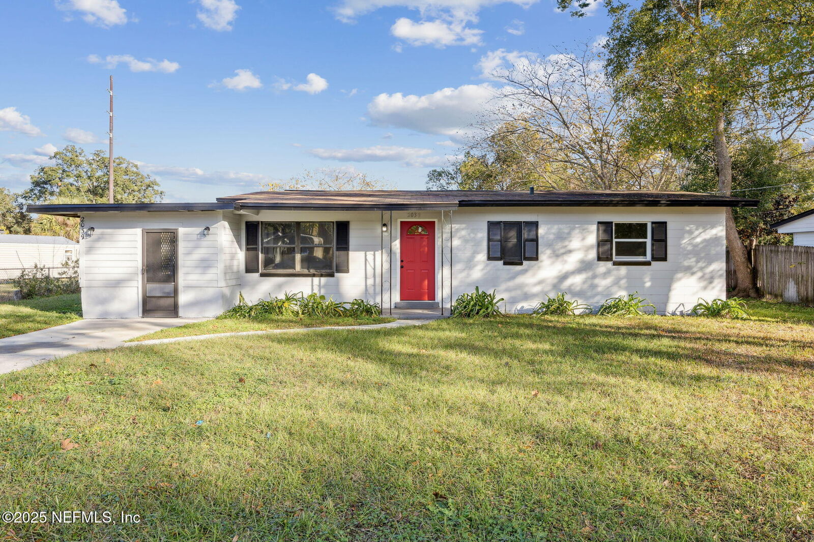 Property Photo:  2039 Sunrise Drive  FL 32246 