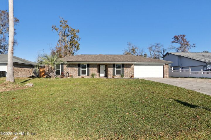 Property Photo:  1854 Lakotna Drive  FL 32073 