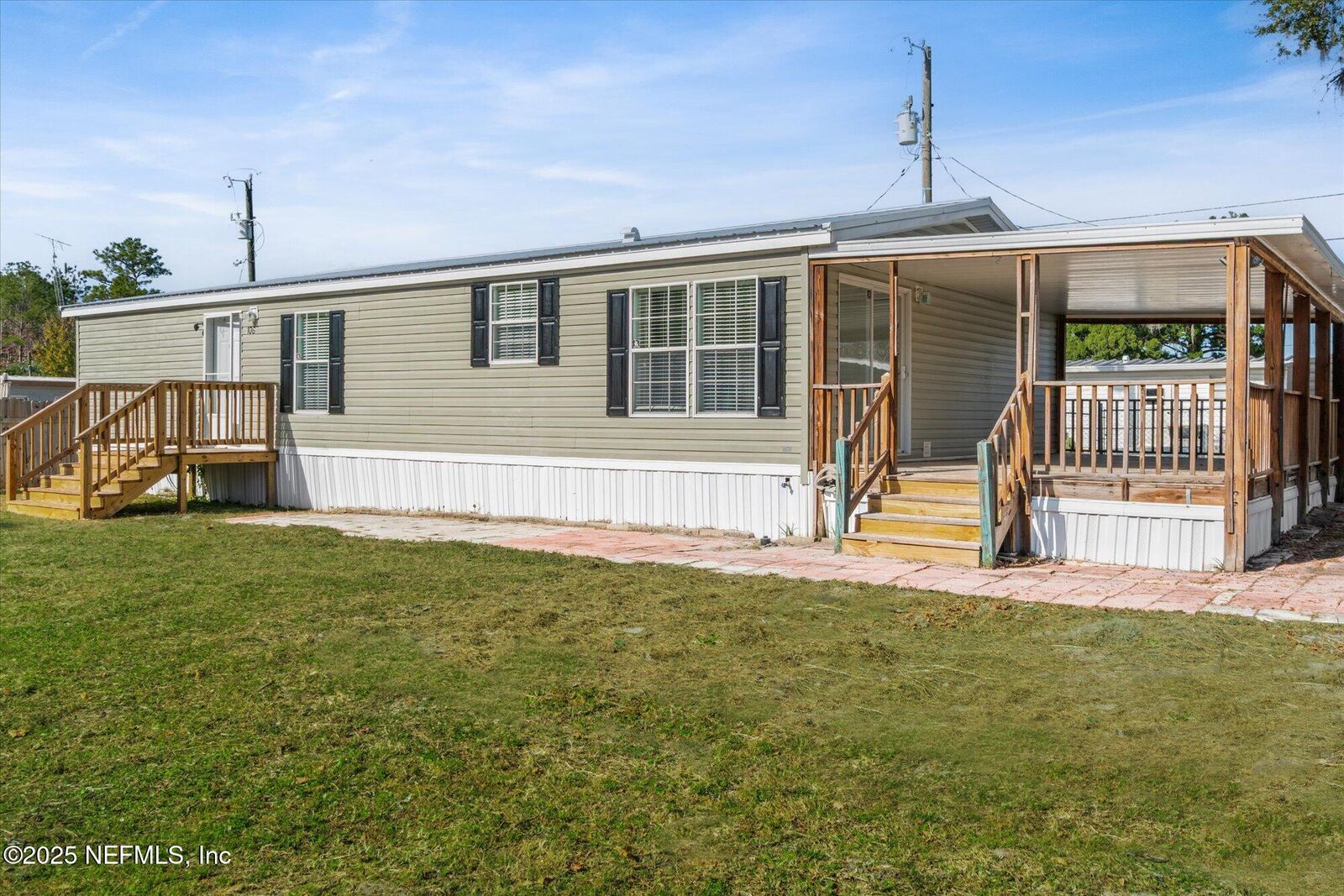 Property Photo: 106 Maryland Avenue FL 32112