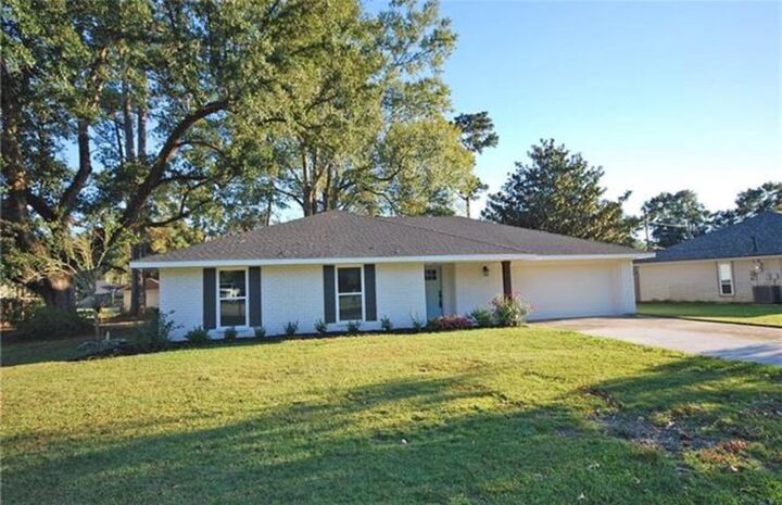 Property Photo:  46598 Highland Drive  LA 70401 