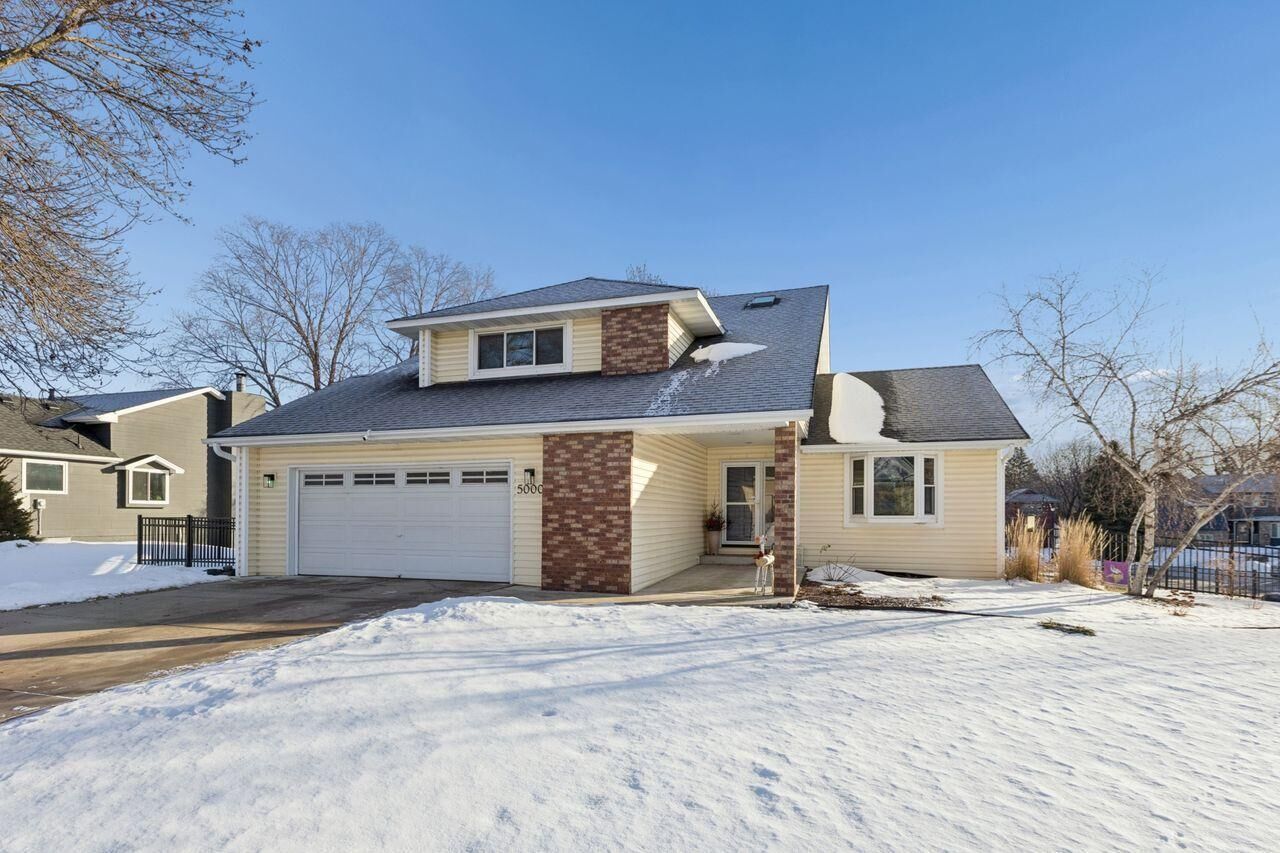 Property Photo: 5000 Norwood Lane N MN 55442