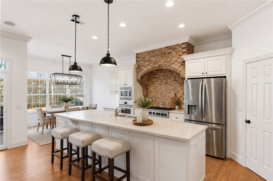 Property Photo: 6715 Shadow Valley Road AR 72758