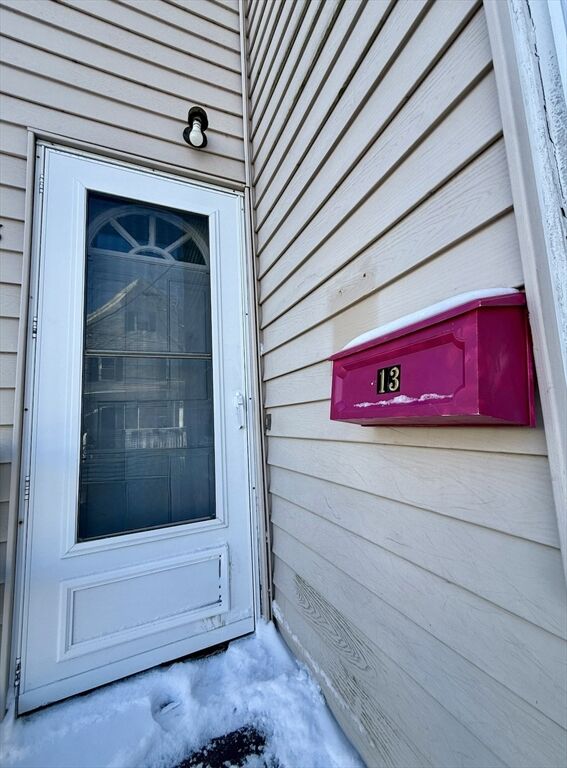 Property Photo: 13 Scuplin Way 1 MA 01907