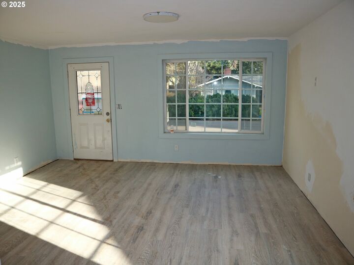 Property Photo:  1704 Norris Rd  WA 98661 