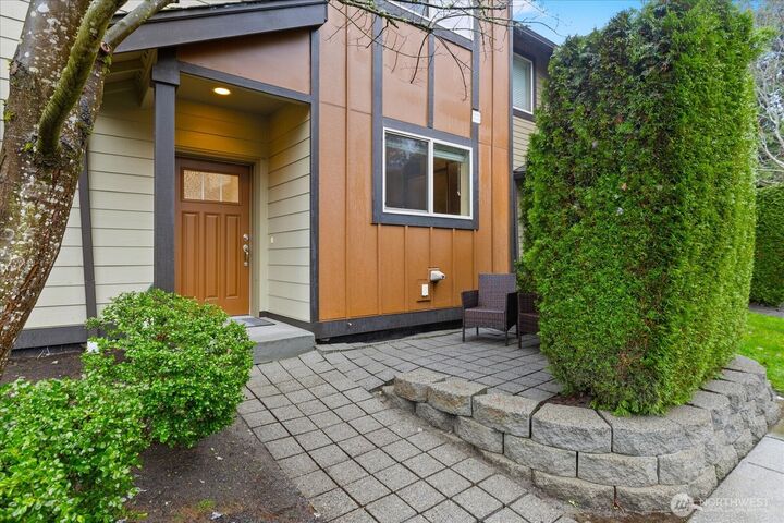 Property Photo:  16526  1st Park SE  WA 98012 