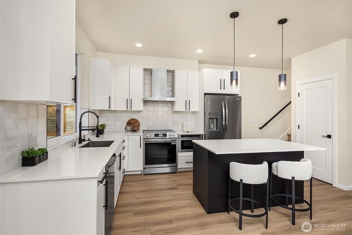 Property Photo:  1514 NW 63rd Street A  WA 98107 