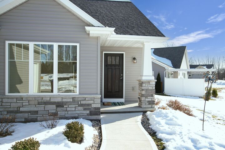 Property Photo:  5010 W Woods Creek Lane  WI 54913 