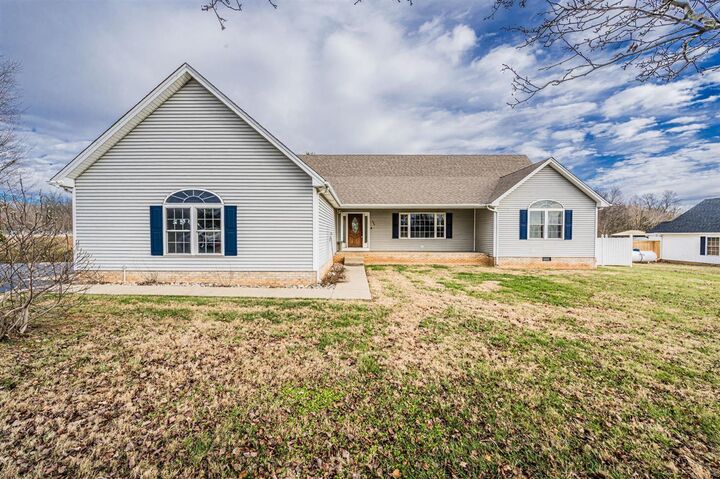 Property Photo:  290 Bob Lewis Road  KY 42141 