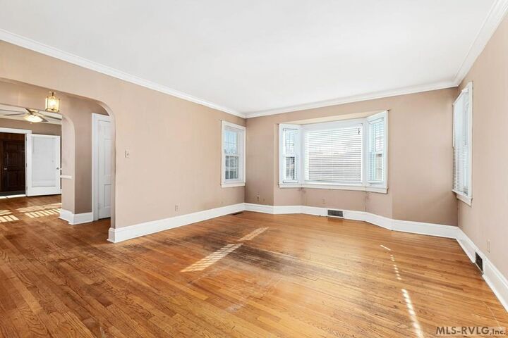 Property Photo:  112 E 7th Street  NC 27870 