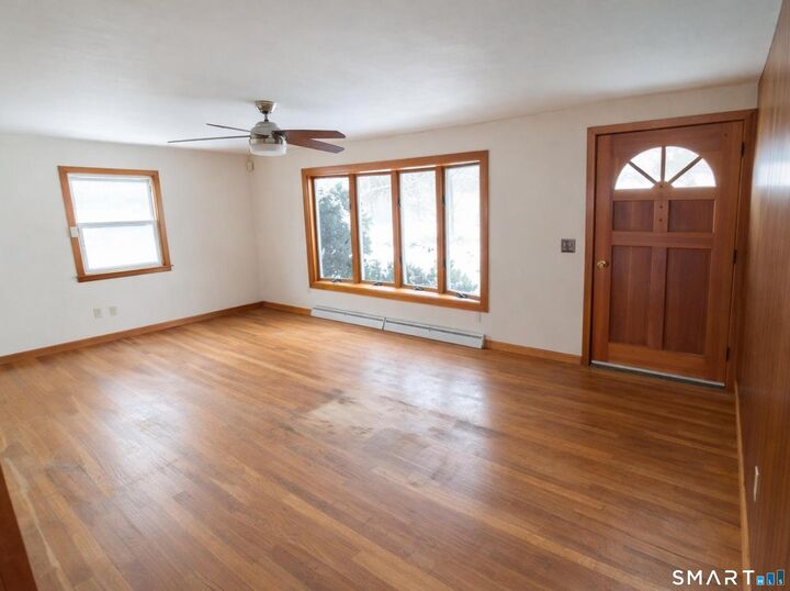 Property Photo:  2 Sharren Lane  CT 06082 