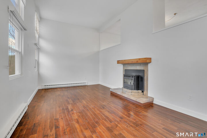 Property Photo:  42 Towhee Lane  CT 06033 