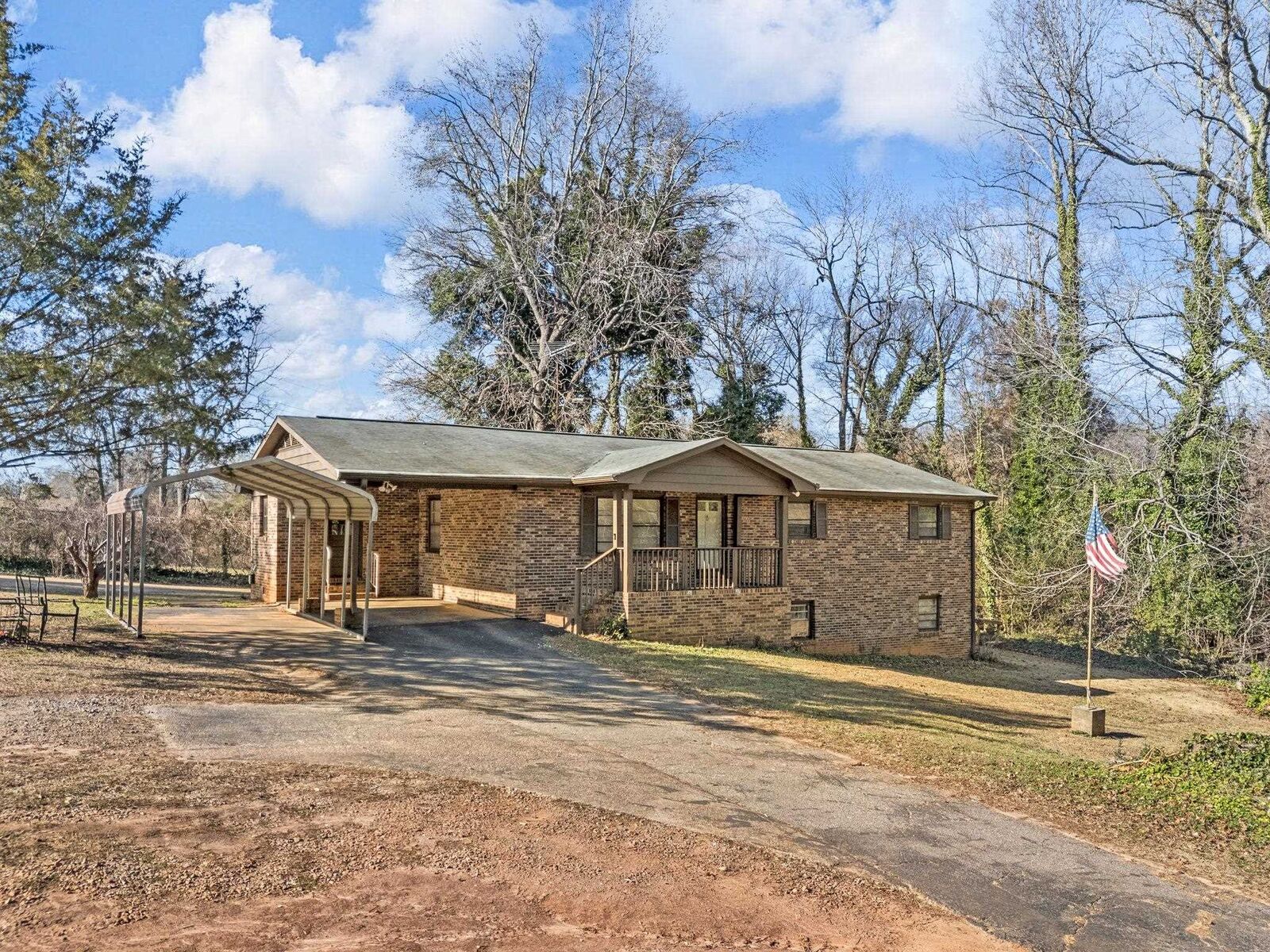 Property Photo:  20 Gordon Street  SC 29301 