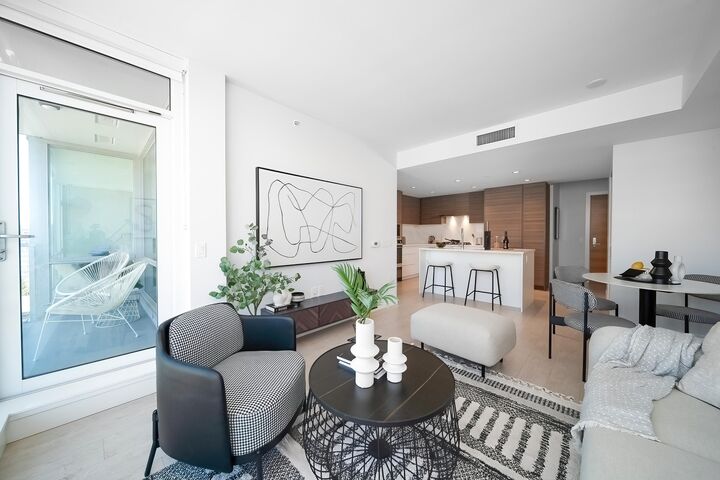 Property Photo: 6833 Buswell Street 1106 BC V6Y 0L3