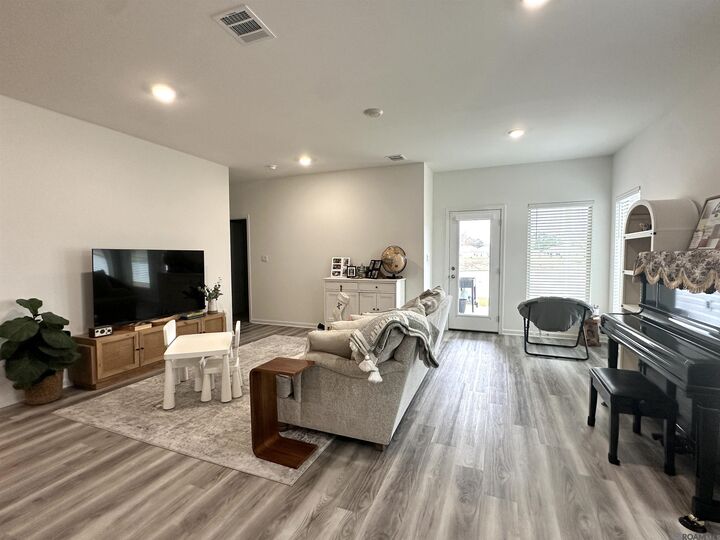 Property Photo:  13420 Marsala Ct  LA 70817 