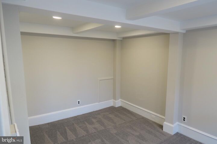 Property Photo: 66 High Street 2nd Floor NJ 08060