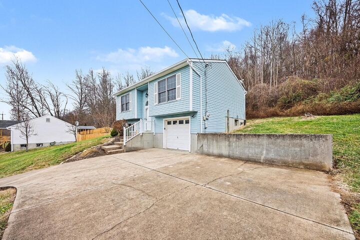 Property Photo: 932 Old US Rt 52 OH 45157