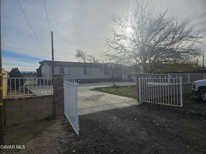 Property Photo: 5818 Hidden Trail Road CA 93560