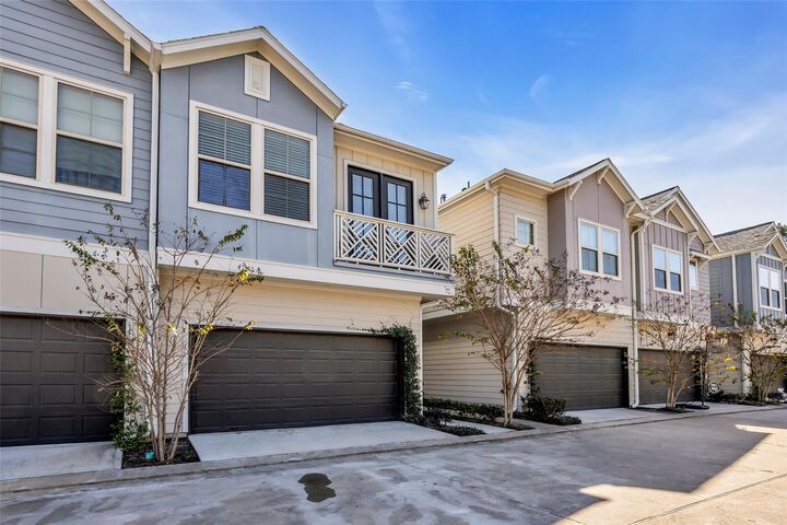 Property Photo:  5118 Pine Reach Drive  TX 77018 