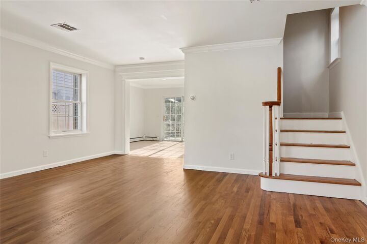 Property Photo:  9 Simenovsky Drive  NY 10927 