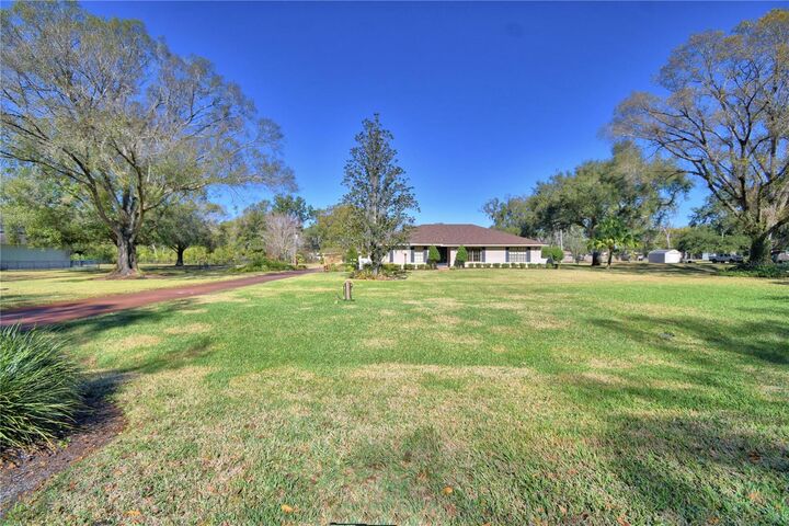 Property Photo:  3431 Arrowwood Drive  FL 33811 