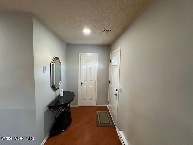 Property Photo:  718 Victoria Court 718A  NJ 08831 