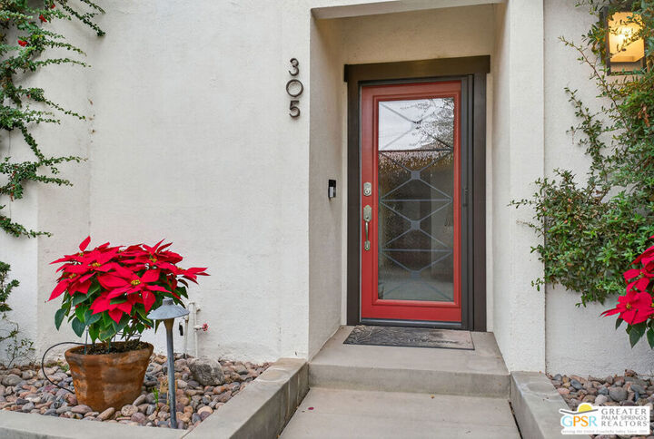 Property Photo:  305 W Arenas Road  CA 92262 