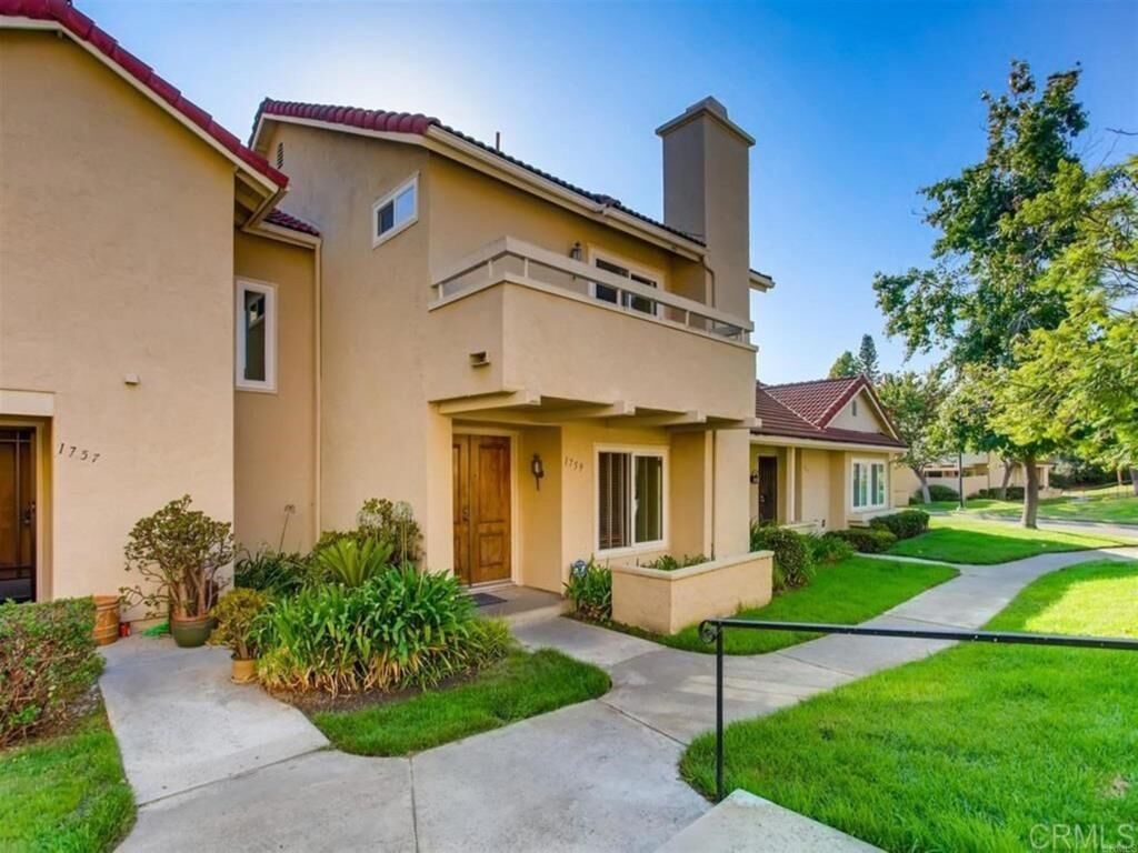 Property Photo:  1759 Edgefield Dr  CA 92024 