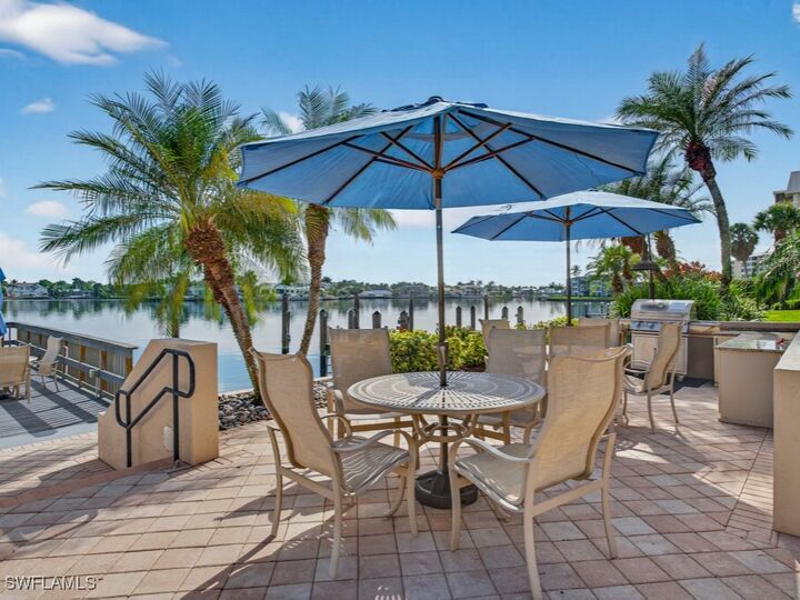 Property Photo:  3500 Gulf Shore Boulevard N 104  FL 34103 
