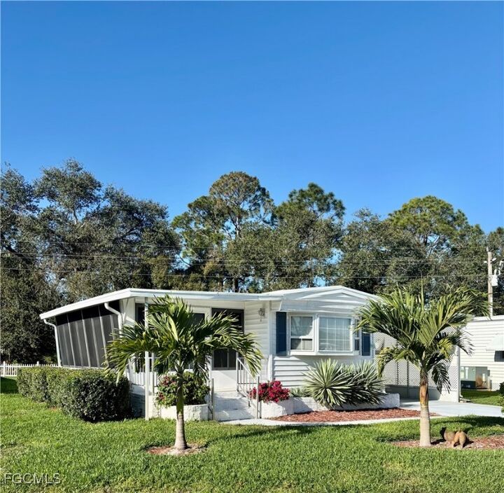 Property Photo:  341 Shrub Lane S  FL 33917 