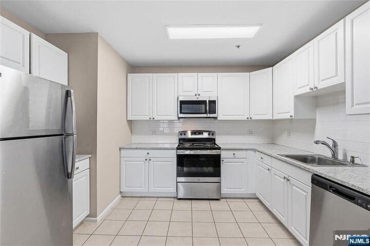 Property Photo:  905 River Road 200  NJ 07020 