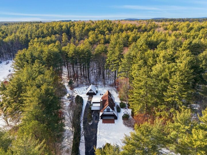 Property Photo:  62 Brook St  MA 01827 