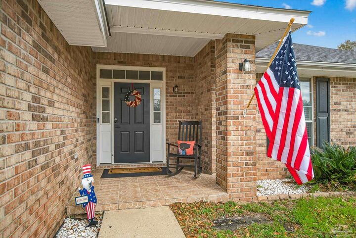 Property Photo:  6532 Eagle Crest Dr  FL 32570 