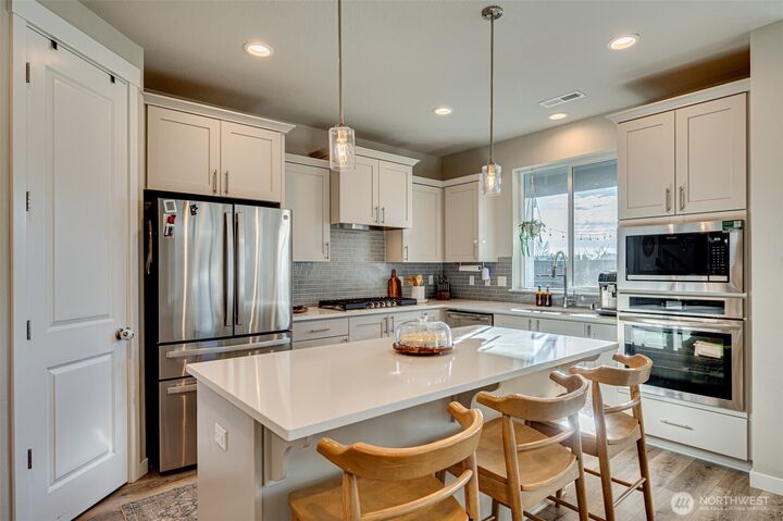 Property Photo:  8727 S 3rd Street  WA 98642 