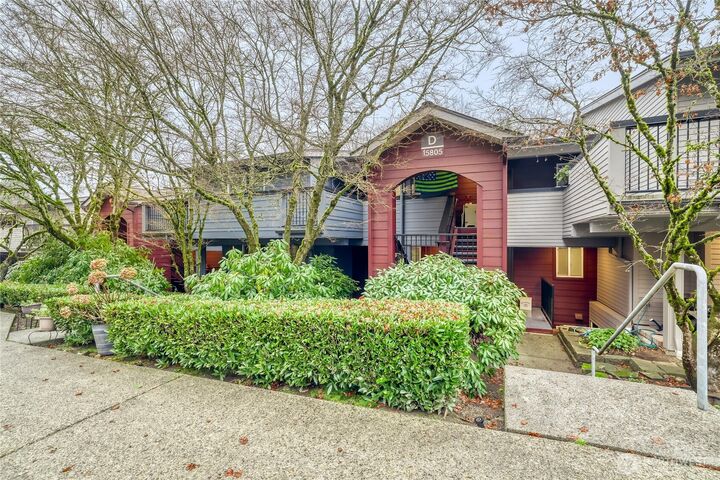 Property Photo:  15805  Waynita Way NE D107  WA 98011 