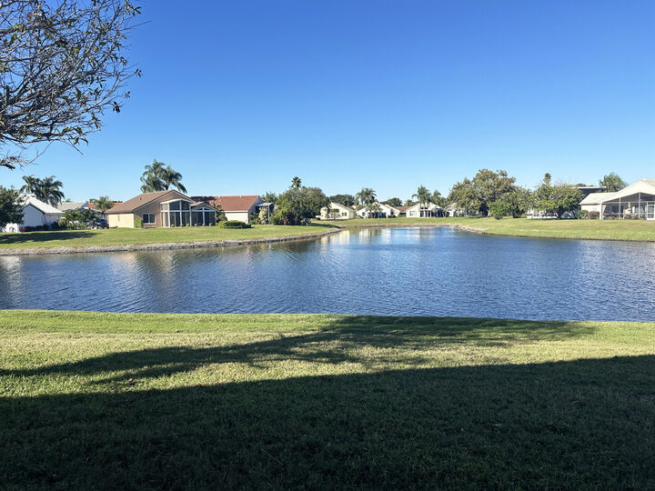 Property Photo:  7759 Great Glen Circle  FL 33446 